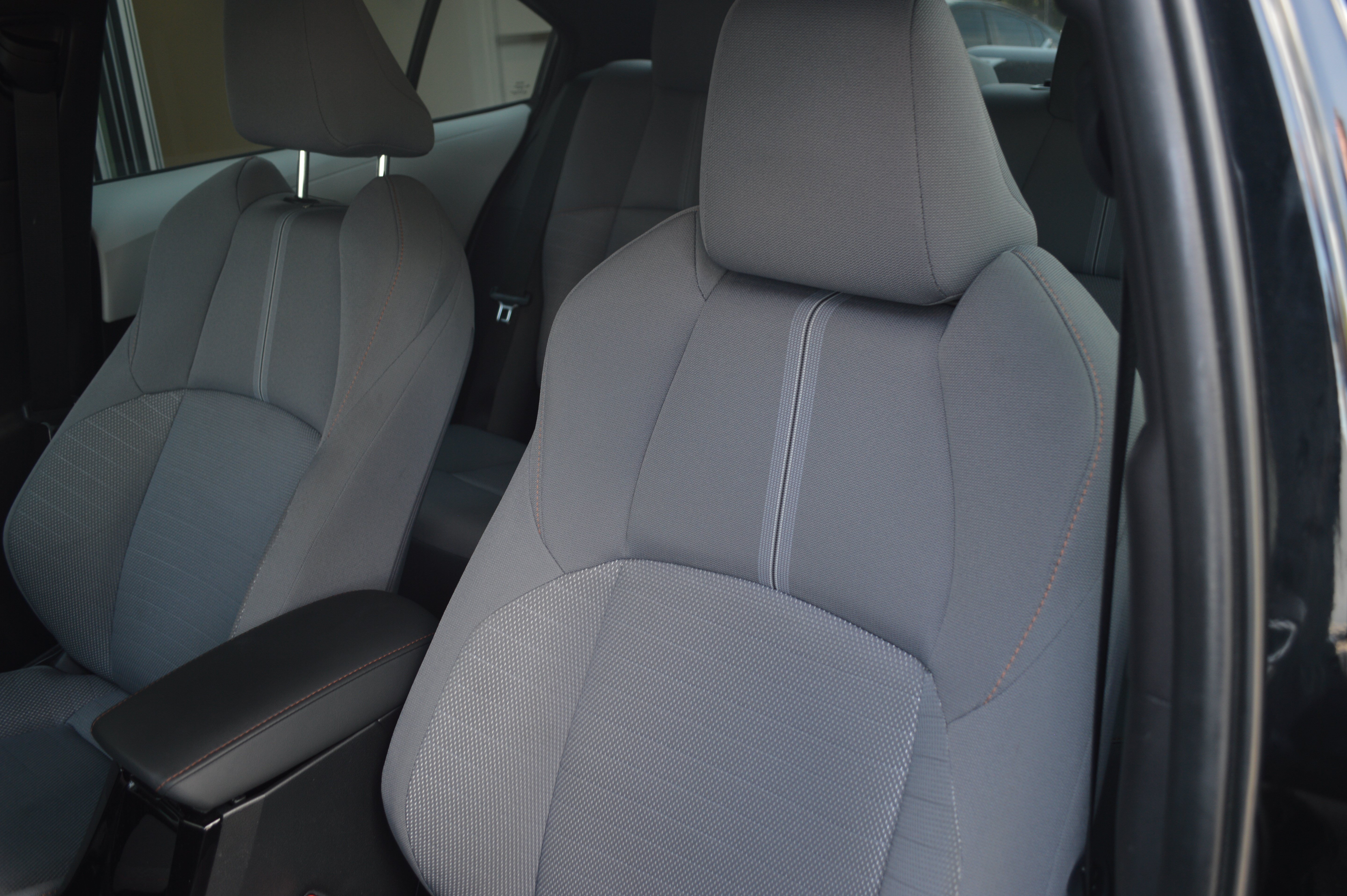 Used 2025 Toyota Corolla FX w/ Convenience Package FWD image 27