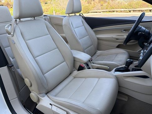 Used 2013 Volkswagen Eos Komfort image 20