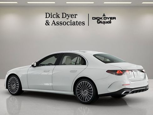 Used 2026 Mercedes-Benz E 350 Sedan image 19