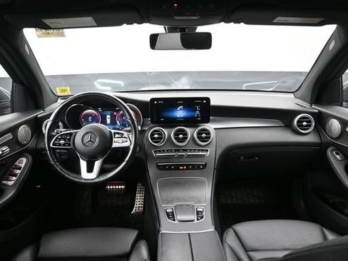 Used 2021 Mercedes-Benz GLC 300 4MATIC image 24