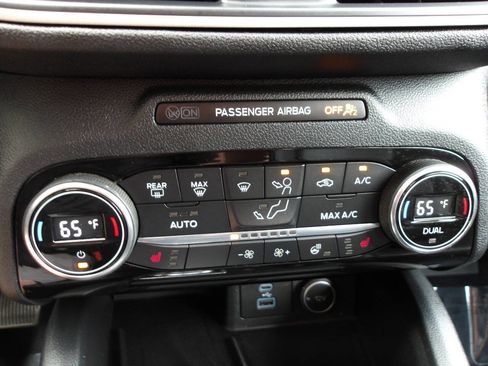 Used 2021 Ford Escape SEL w/ Technology Package image 22