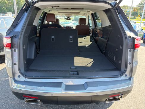 Certified 2021 Chevrolet Traverse High Country AWD/4WD image 34