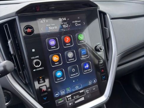 Used 2025 Subaru Crosstrek 2.0i Premium image 12