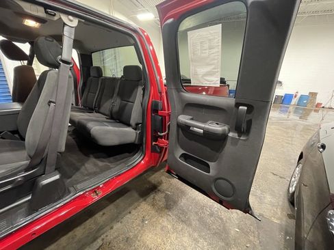 Used 2009 Chevrolet Silverado 2500 LT image 24