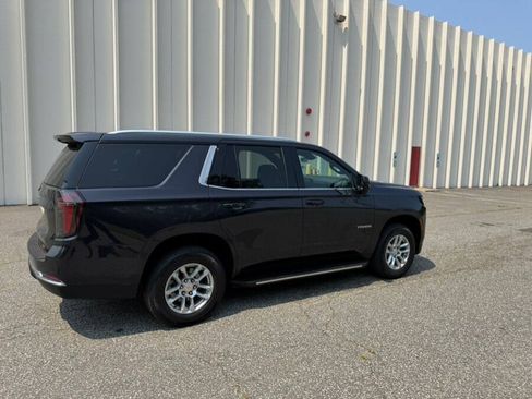 Used 2025 Chevrolet Tahoe LT RWD image 10