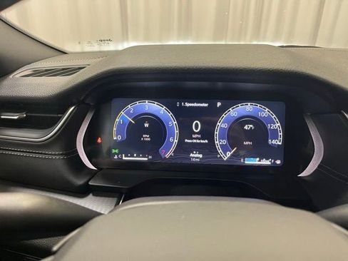 New 2025 Jeep Grand Cherokee Altitude AWD/4WD image 22