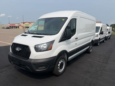 New 2026 Ford Transit 250 148 Medium Roof w/ Load Area Protection Package RWD image 5