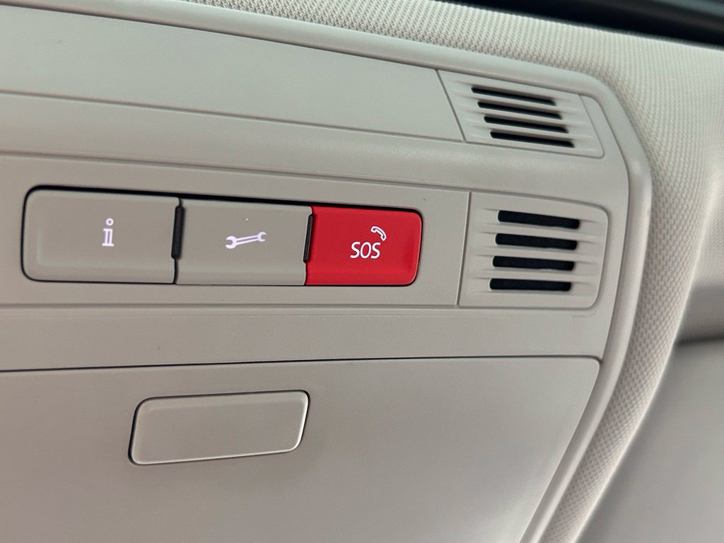 Certified 2026 Volkswagen Jetta SE FWD image 30