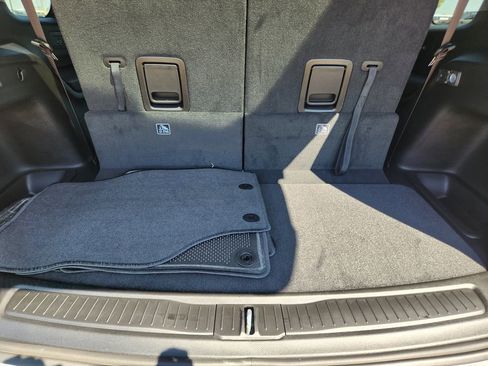 New 2025 Jeep Grand Cherokee L Altitude RWD image 23