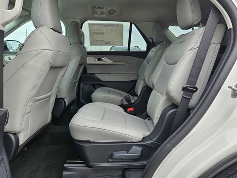 New 2026 Ford Explorer Active w/ Active Comfort Package image 23