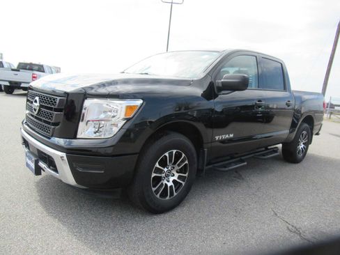 Used 2023 Nissan Titan SV w/ Accessory Utility Package AWD/4WD image 1