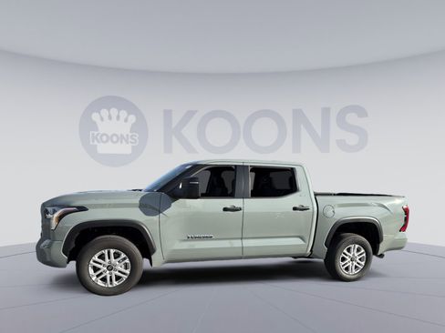 New 2026 Toyota Tundra SR5 image 2