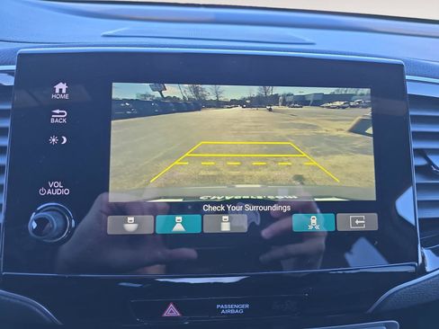 Used 2019 Honda Passport Touring image 17