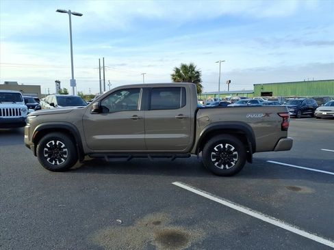 Used 2023 Nissan Frontier Pro-X w/ Tow Package image 2