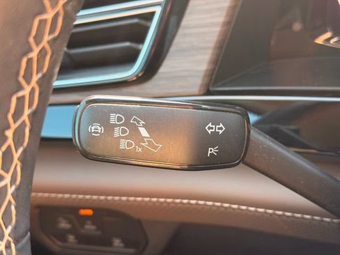 Used 2024 Volkswagen Atlas SEL AWD/4WD image 18