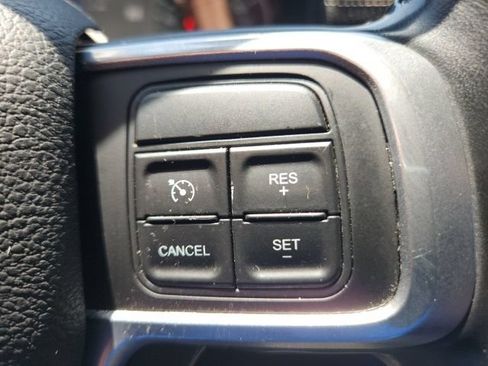 Used 2022 RAM 2500 Laramie AWD/4WD image 38