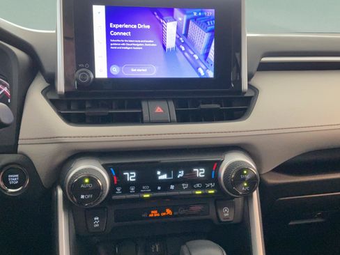 Used 2025 Toyota RAV4 XLE FWD image 13