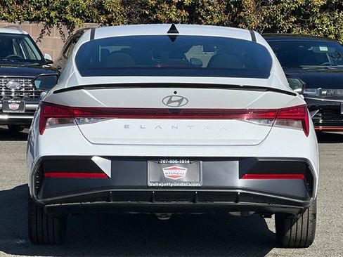 New 2026 Hyundai Elantra SEL Sport image 7