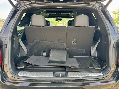 Used 2024 Hyundai Palisade Calligraphy image 17