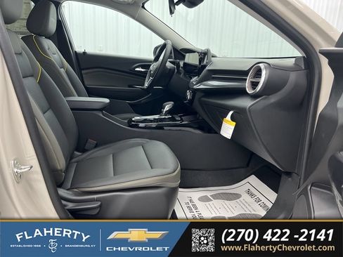 New 2026 Chevrolet Trax ACTIV w/ Driver Confidence Package FWD image 15