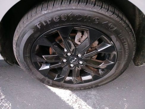 Used 2022 Kia Carnival SX image 36