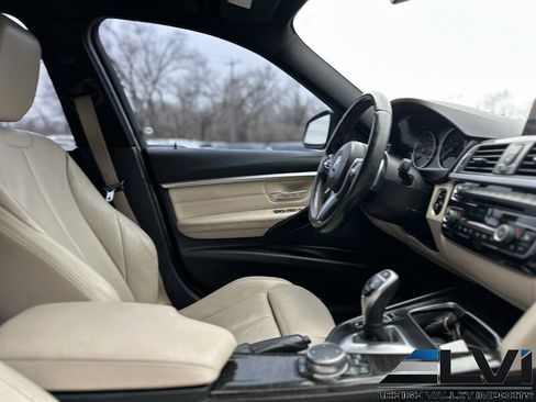 Used 2016 BMW 340i xDrive Sedan image 27