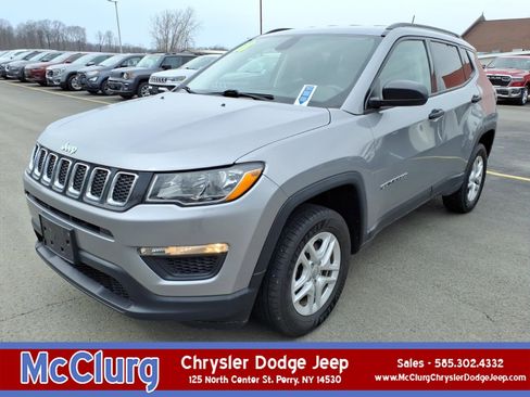 Used 2018 Jeep Compass Sport w/ Tech Group AWD/4WD image 1