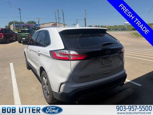 Used 2019 Ford Edge SEL w/ Equipment Group 201A FWD image 4