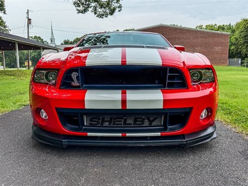 Used 2014 Ford Mustang Shelby GT500 w/ Equipment Group 821A RWD image 10