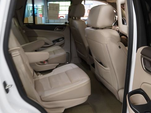 Used 2018 GMC Yukon Denali w/ Open Road Package AWD/4WD image 22