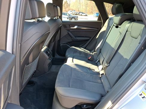 Used 2022 Audi SQ5 Prestige image 9