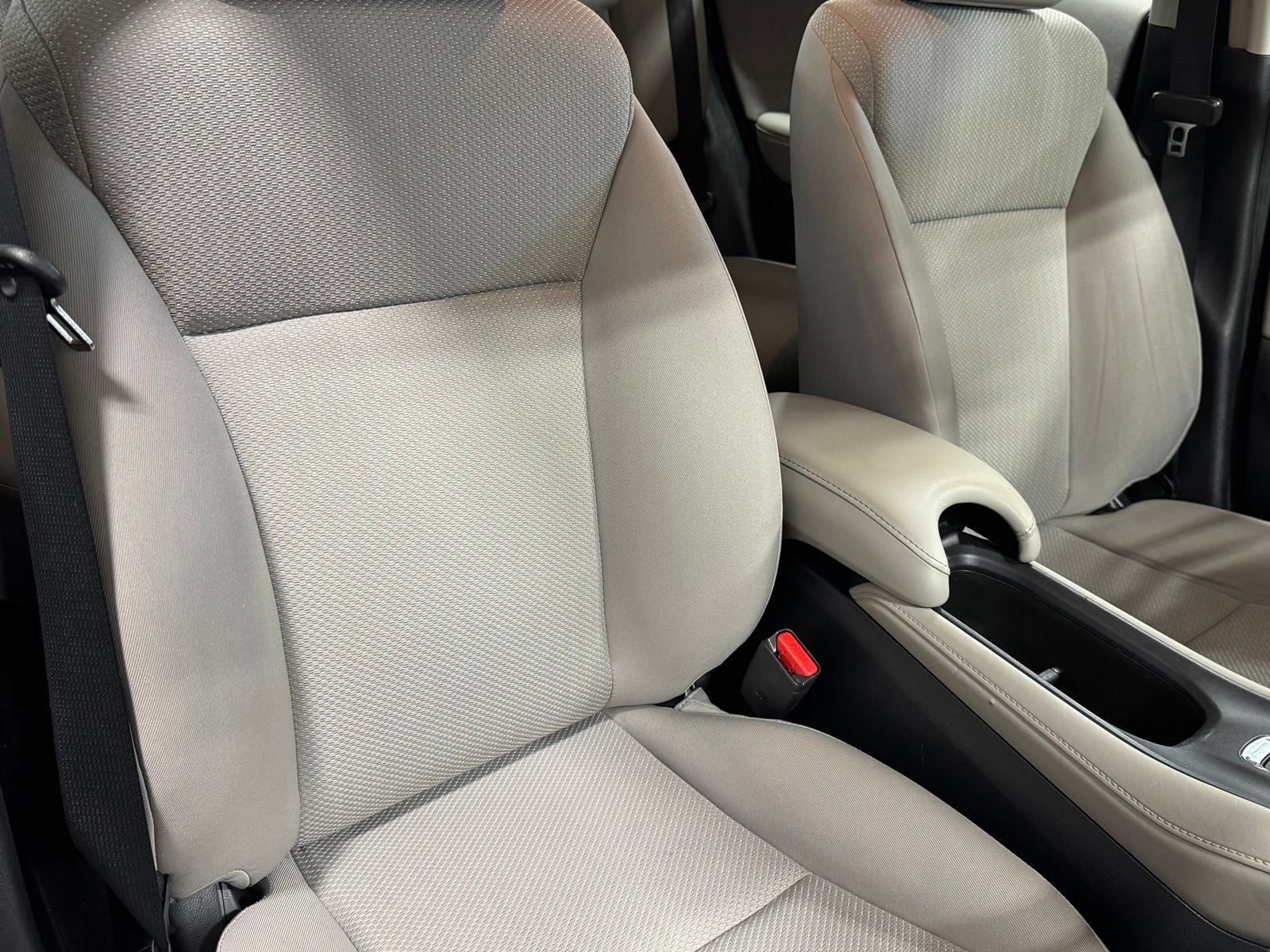 Used 2018 Honda HR-V LX image 56