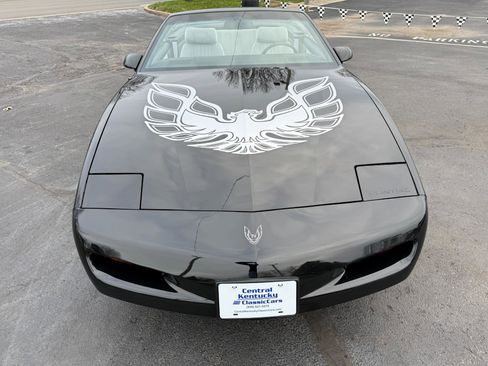 Used 1991 Pontiac Firebird Convertible image 14