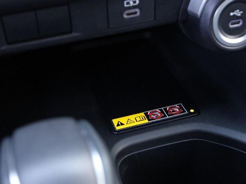 Certified 2025 Toyota Grand Highlander AWD image 21