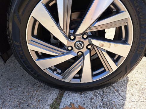 Used 2020 Nissan Murano SL image 24