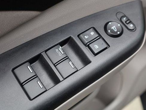Used 2014 Honda CR-V EX image 32
