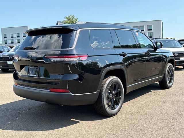 New 2026 Jeep Grand Cherokee L 4WD image 2