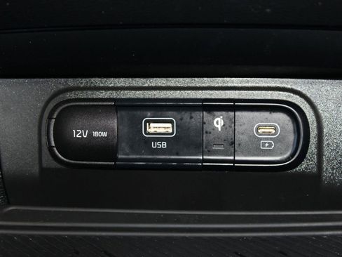 Used 2023 Kia Sportage EX image 26