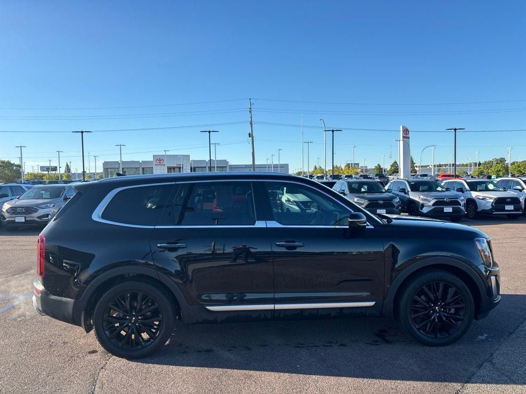 Used 2021 Kia Telluride SX w/ SX Prestige Package AWD/4WD image 4