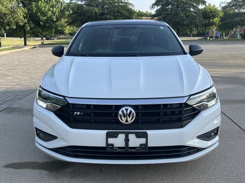 Used 2019 Volkswagen Jetta R-Line FWD image 3