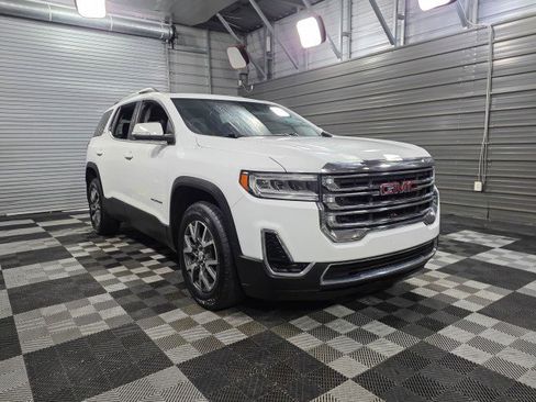 Used 2020 GMC Acadia SLE w/ Driver Convenience Package image 4