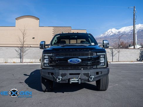 Used 2019 Ford F350 Lariat w/ Lariat Ultimate Package image 2