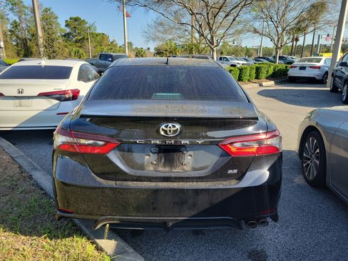 Used 2024 Toyota Camry SE image 14