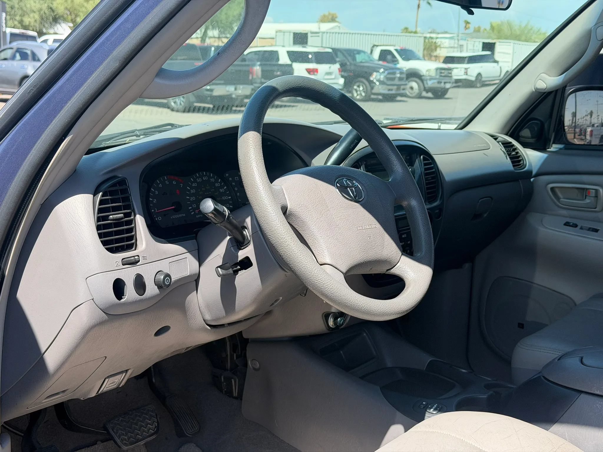 Used 2003 Toyota Sequoia SR5 RWD image 18