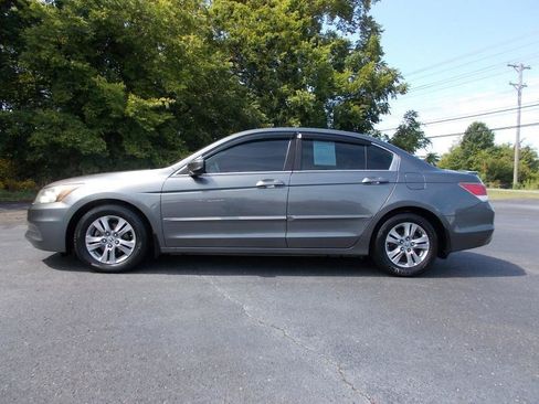 Used 2011 Honda Accord SE image 2
