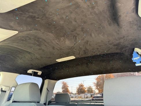 Used 2018 Chevrolet Silverado 1500 LT w/ Texas Edition image 19