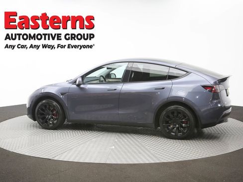 Used 2022 Tesla Model Y Long Range image 56