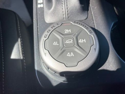 New 2026 Ford Bronco Badlands w/ Sasquatch Package image 16