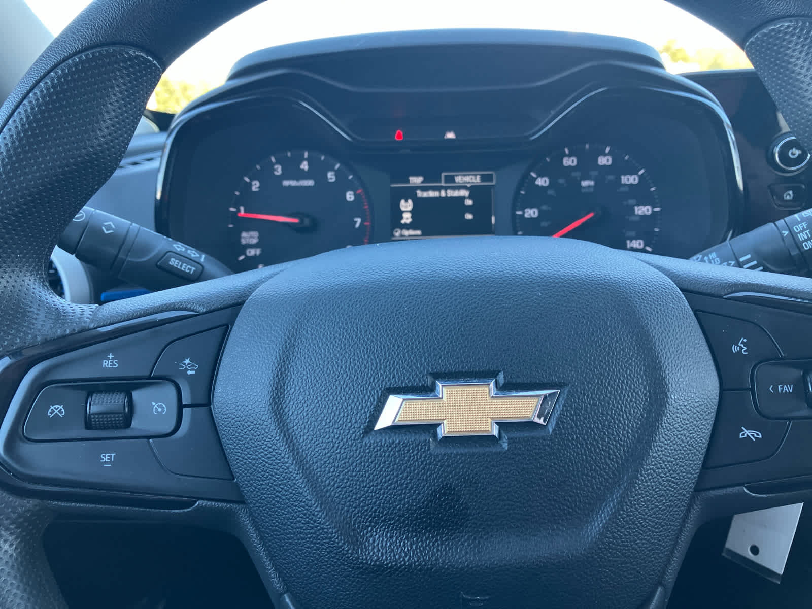 Used 2025 Chevrolet Trax LS w/ LS Convenience Package FWD image 15