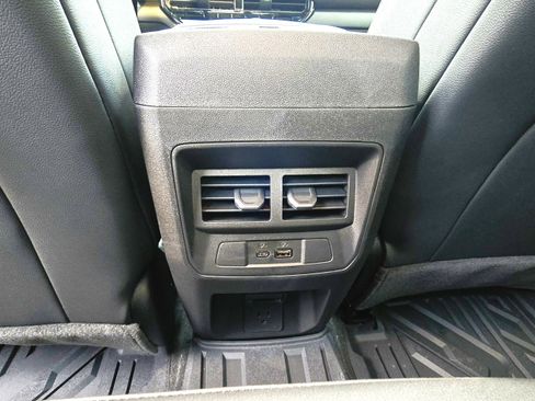 New 2026 GMC Canyon Elevation w/ Convenience Package image 28